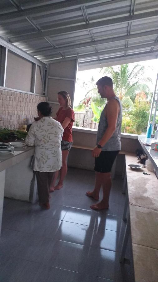 The Daun Puntik Homestay Pemenang Exterior foto